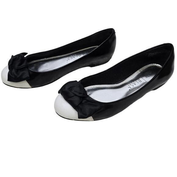 White House Black Market WHBM Ballet Flats Bow Front Cap Toe Size 6M Slip-On - Picture 2 of 9